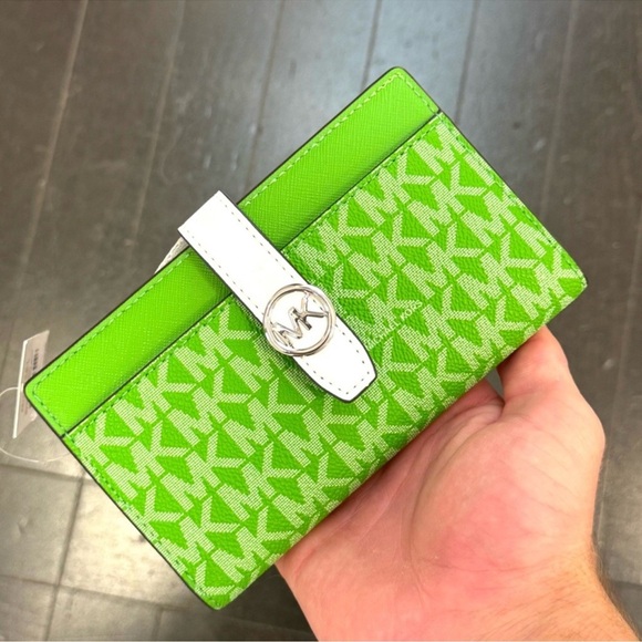 Michael Kors Greenwich Medium Signature Logo Wallet Jungle Green - Picture 5 of 9